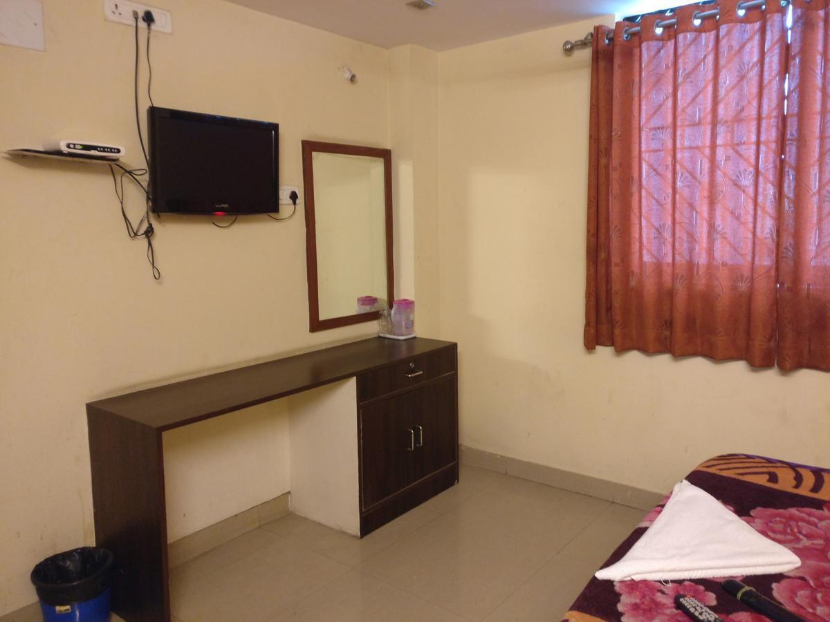 Hotel Skyland บังกาลอร์ ภายนอก รูปภาพ