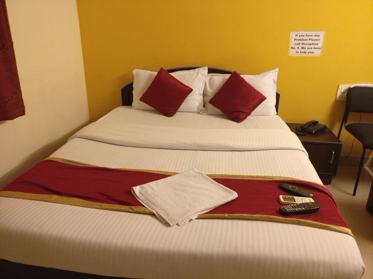 Hotel Skyland บังกาลอร์ ภายนอก รูปภาพ